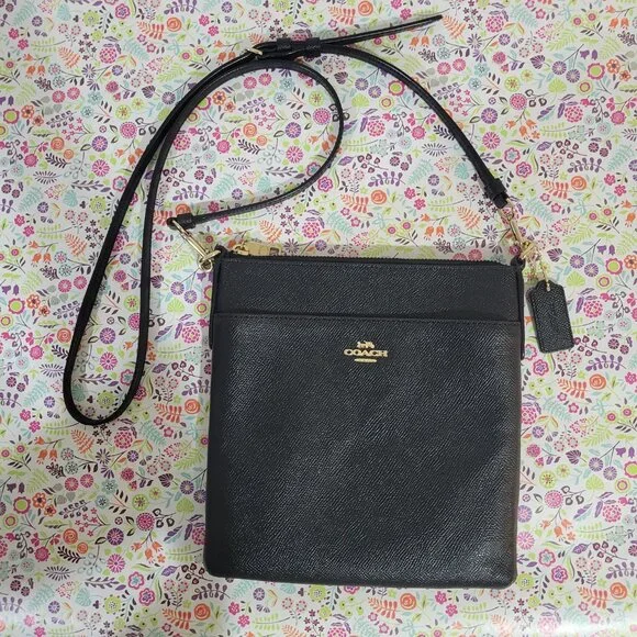 COACH LEATHER CROSS BODY PURSE *AUTHENTIC* - Picture 4 of 13